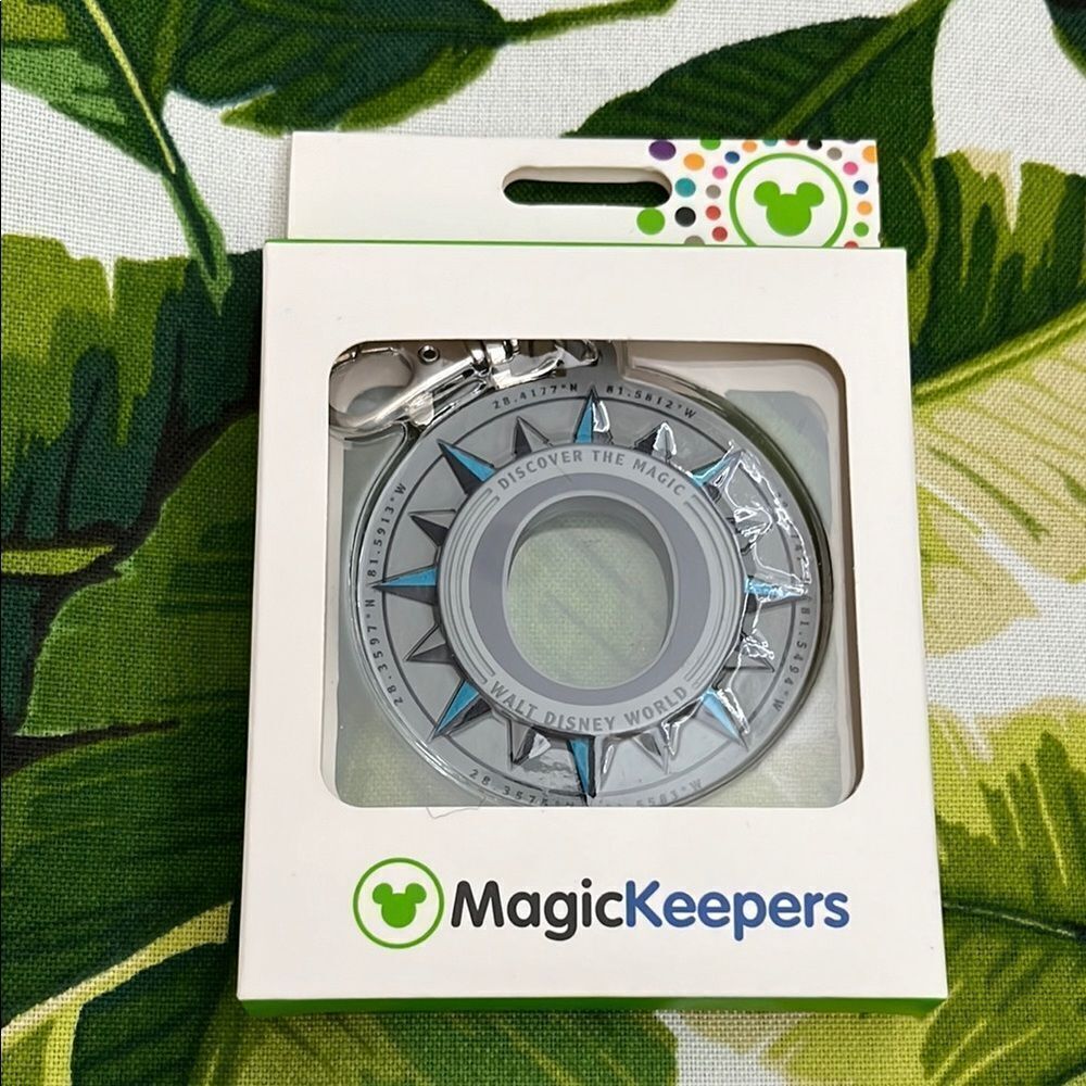 NEW Magic Band Keeper Silver and Blue Keychain Compass design